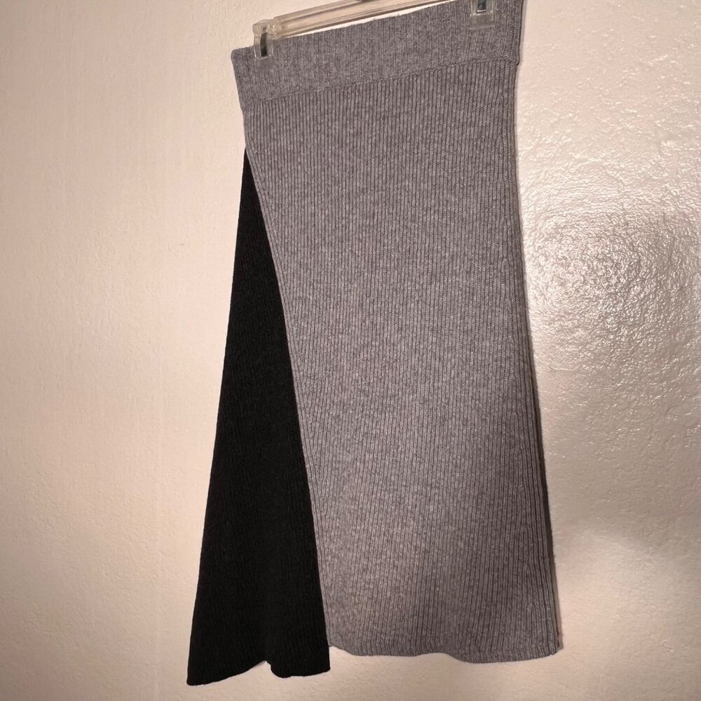 Asymmetrical Gray Black Wool Cashmere Angora Midi Skirt Ribbed Knit Design Small - Picture 5 of 12